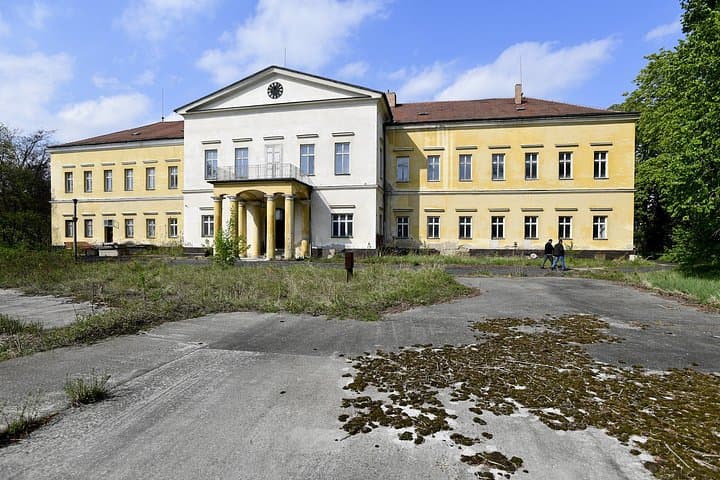 Anthropoid Tour - World War II in Prague