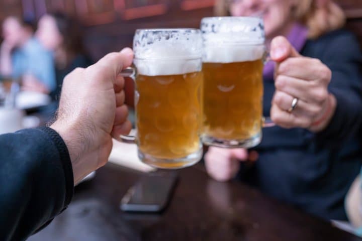 Private Cultural Beer Walking Tour in Prague Old Town