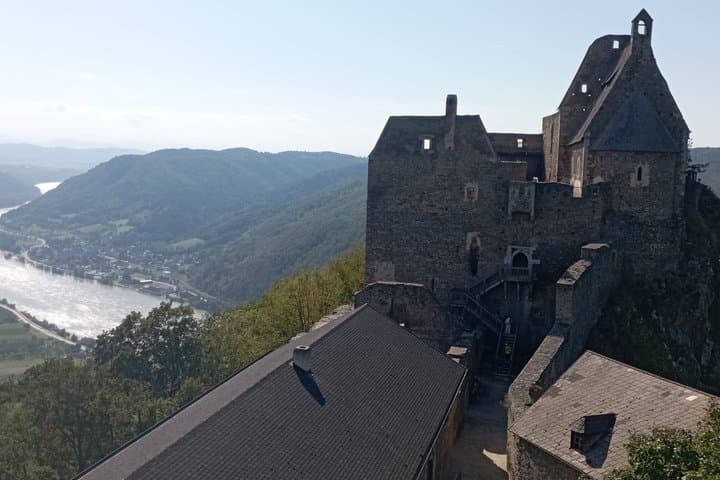 Shared Full Day Guided Tour from Brno to Wachau Valley