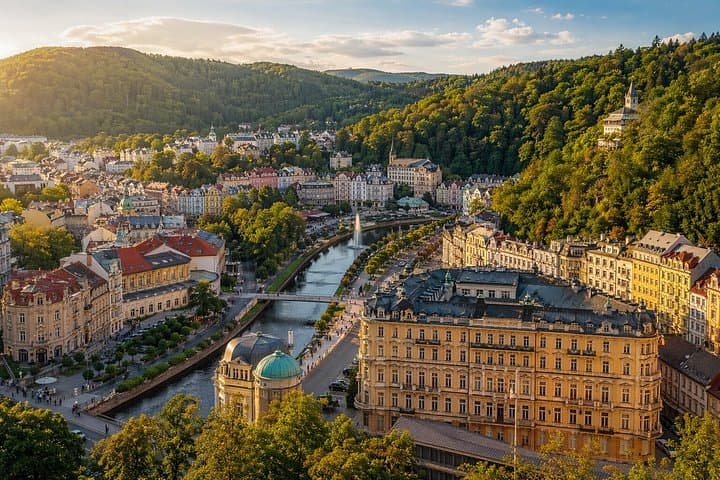 Private Karlovy Vary Day Trip from Prague with Local Driver Guide