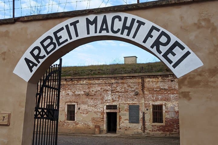 Private Terezín Ghetto Tour from Prague with Local Expert