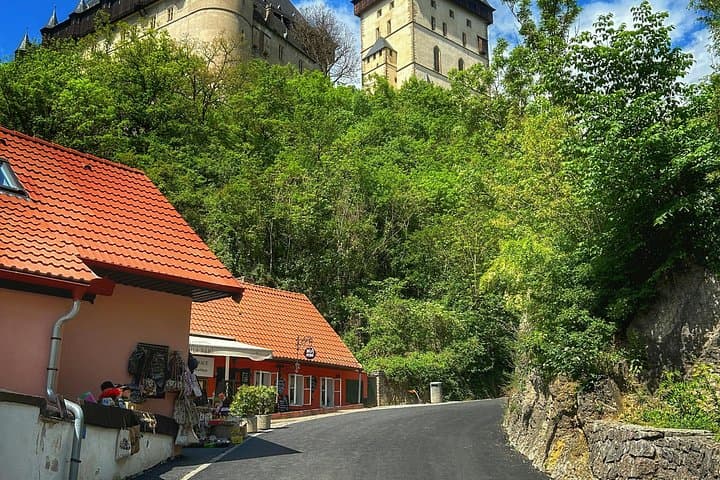 Private Day Trip to Karlstejn Castle from Prague