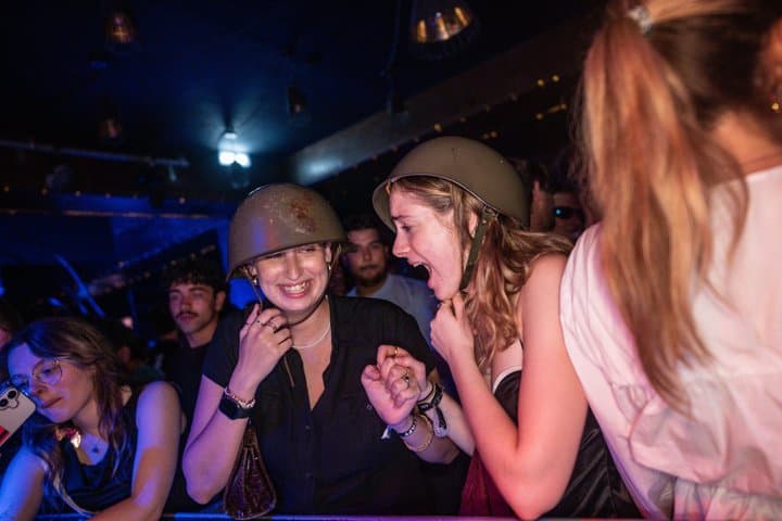 Prague Blaze Pub Crawl 2hr Unlimited Drinks and Top Club Entry