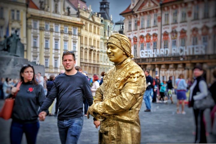 Prague Highlights Private Walking Tour: Castle & Hotel Pickup