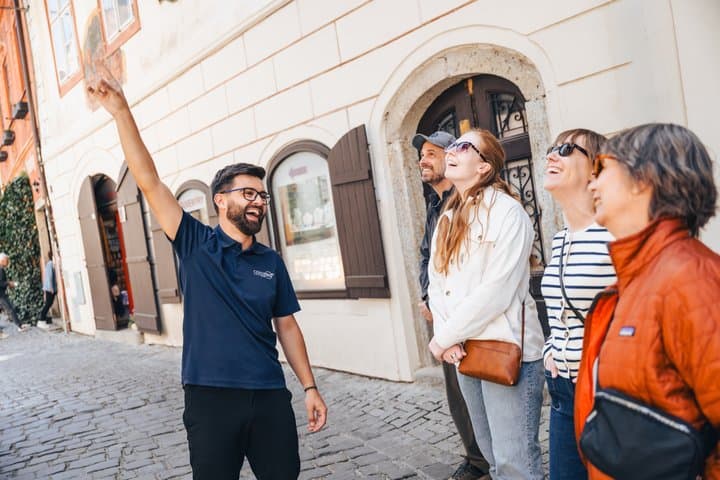 Český Krumlov & Holašovice UNESCO Village Small Group Day Tour