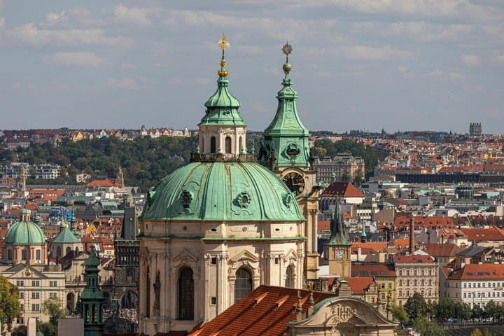 Prague: Old Town, New Town & Jewish Quarter Walking Tour