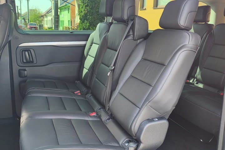 Prague to Krakow Private Transfer