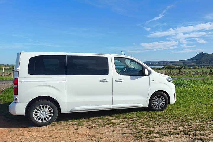 Private transfer from Brno to Vienna