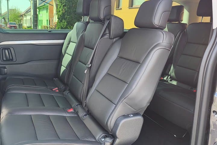 Private transfer from Brno to Vienna
