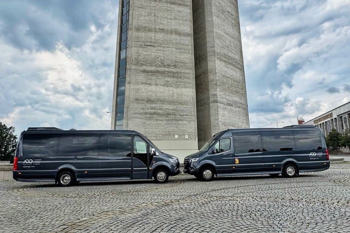 From Prague to Vienna - Private Transfer by MINIBUS Mercedes Sprinter 19+1pax