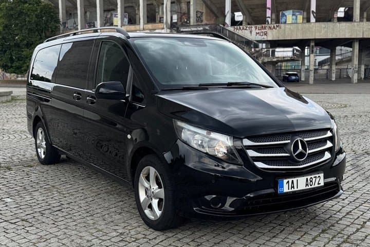 From Prague to Budapest - Private Transfer by MINIVAN Mercedes Vito 8+1pax