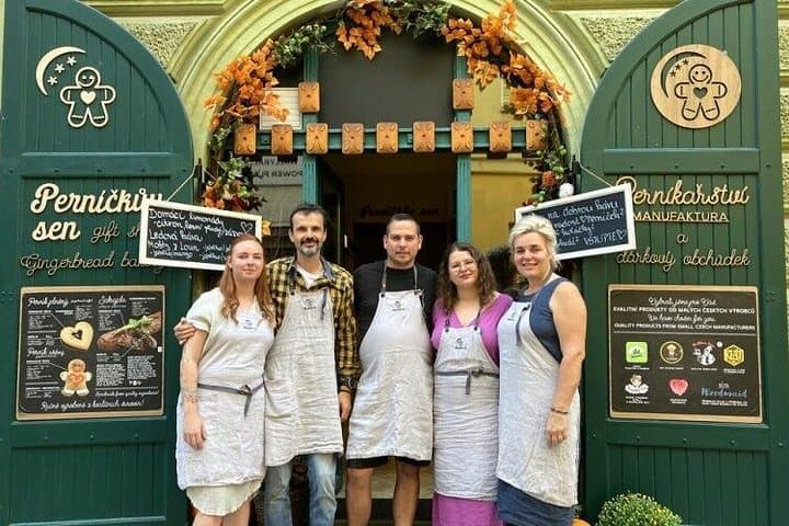Prague Food and Beer Tasting Tour with Cafe Louvre