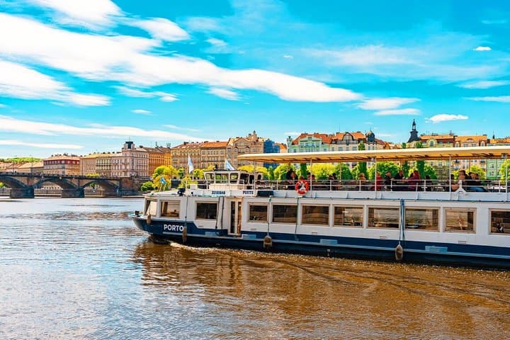 Prague Castle, Vltava Cruise & 3-Day Transport Combo
