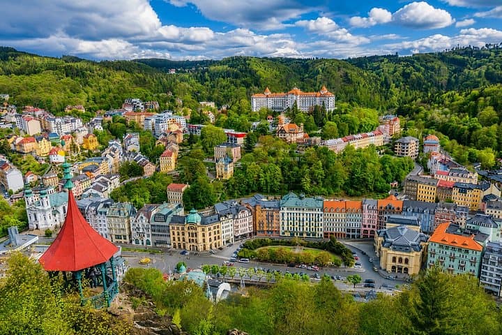Karlovy Vary excursion with onboard commentary and free time
