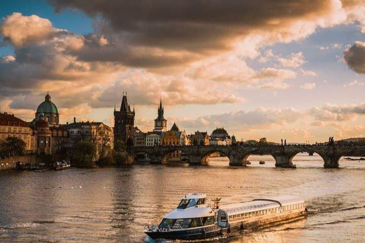 3-Hour Prague by Night Dinner Cruise