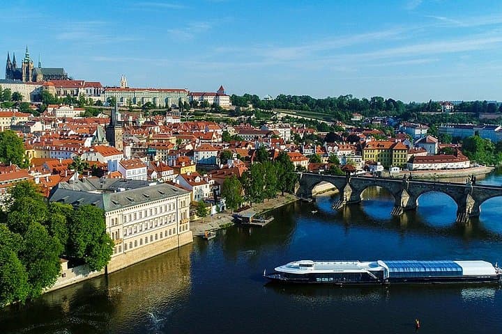 Prague Glass Boat Lunch Cruise with Scenic Views (2 Hours)