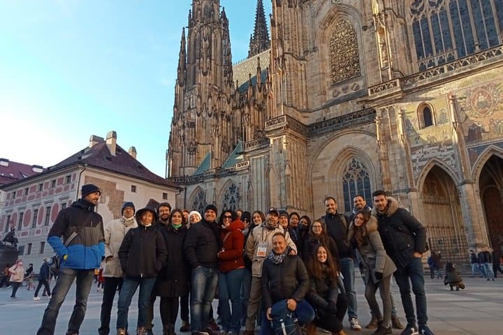 Prague Castle and its alchemy (ticket included)