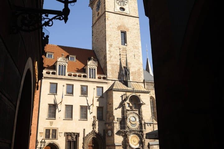 Best of Prague: From Castle to Old Town, Small Group Tour