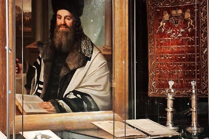 Jewish Prague: Synagogues & Cemetery Small Group Afternoon Tours