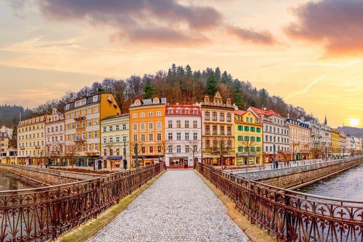 TOP Karlovy Vary: Private Guided Tour with your mobile