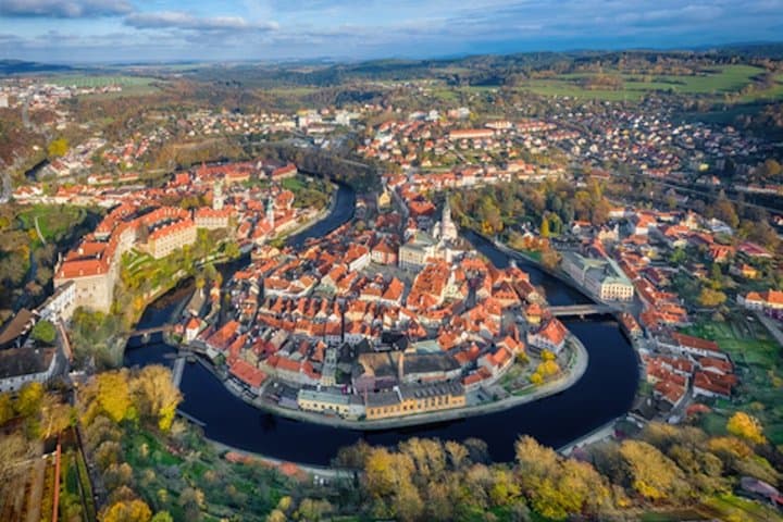 Cesky Krumlovs Fairytale in Stone Self Guided Audio Walking Tour