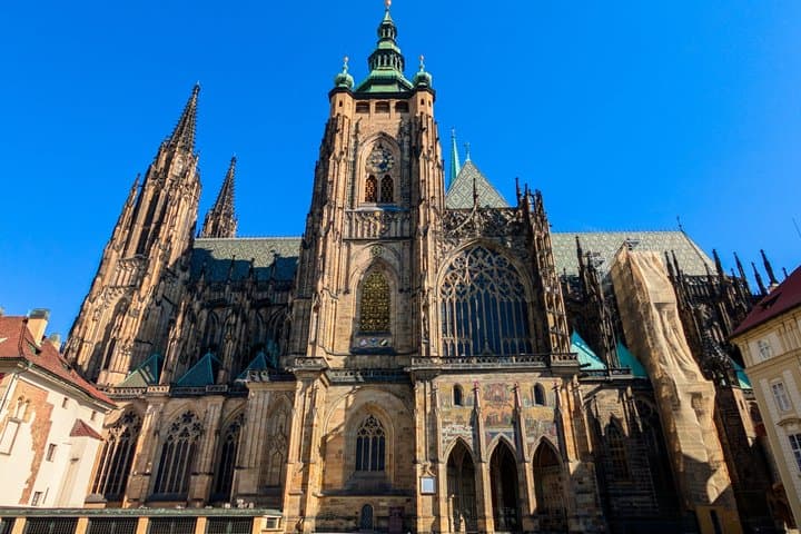 Prague Orientation 1-Hour Bus Tour with Audio Guide