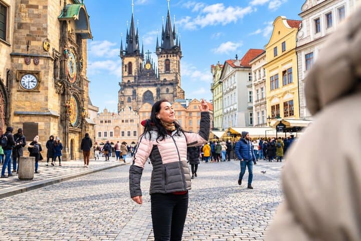 Prague: Private Old Town Walking Tour with Hotel Pickup