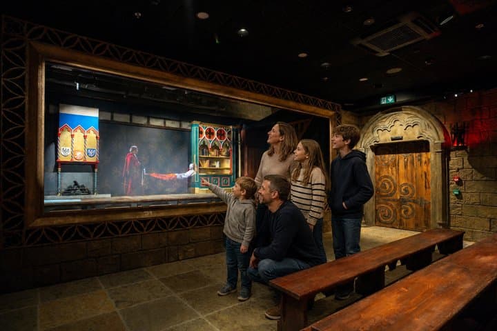 Back In Time Prague: Experience time travel with 5D Cinema