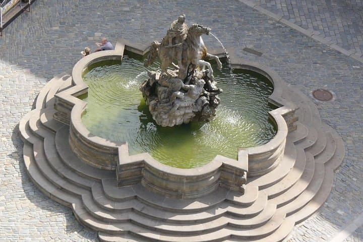 Olomouc Walking Tour: Astronomical Clock with Audio & Quiz