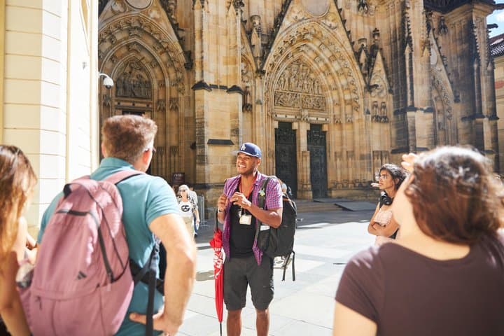 Prague Castle and Charles Bridge Tour with Interior Option