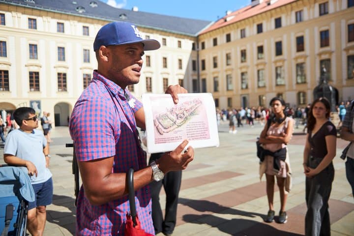 Prague Castle and Charles Bridge Tour with Interior Option