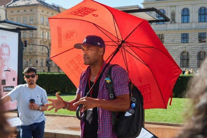 Prague Castle and Charles Bridge Tour with Interior Option