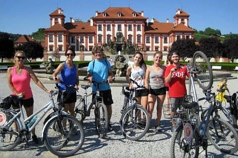 Relaxing bike trip along the Vltava River to Troja Chateau