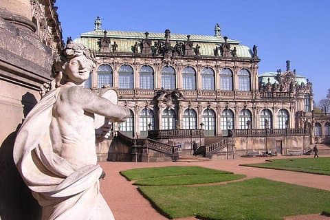 Enjoy the beautiful garden of Zwinger palace