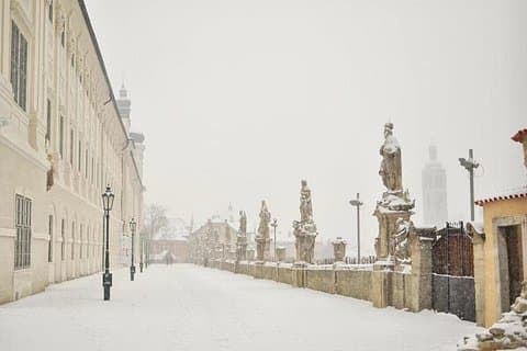 Private Christmas Walking Tour of Kutna Hora Historic Square