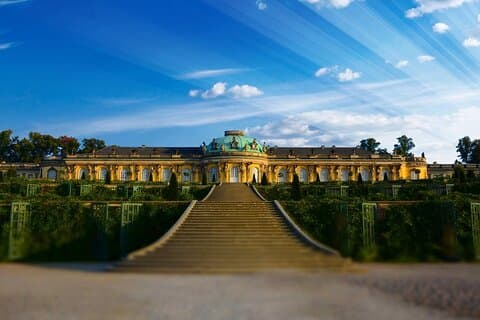Private transfer from Prague to Berlin with stops in Potsdam + Sanssouci Palace