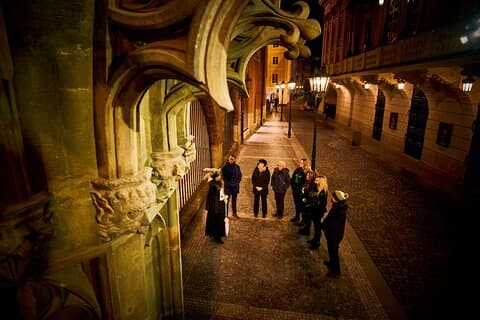 The evening is an ideal opportunity for sightseeing in Prague.