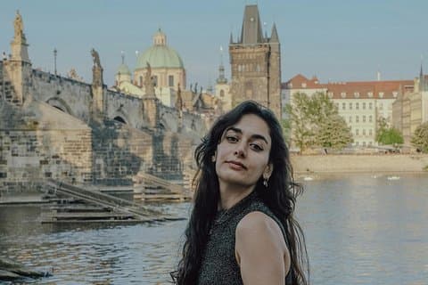 Timeless Memories Professional Photoshoot at Charles Bridge