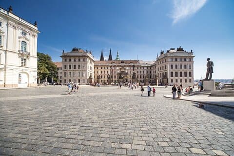 3-in-one Day Tour in Prague + Ebook