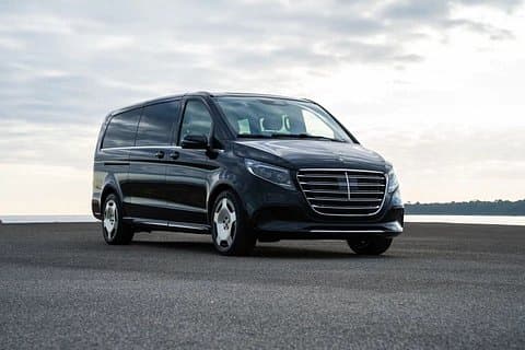 Prague to Vienna Private Transfer via Lednice Chateau & Mikulov