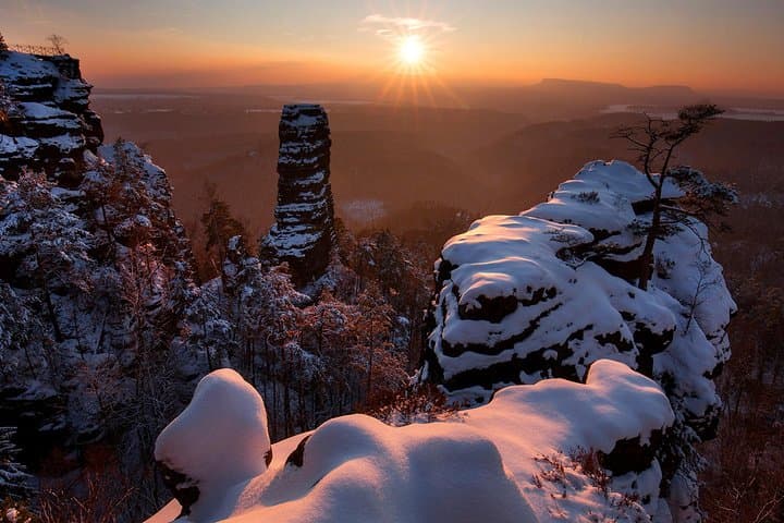 Pravcicka Gate & Bastei Bridge Winter National Park Tour from Prague