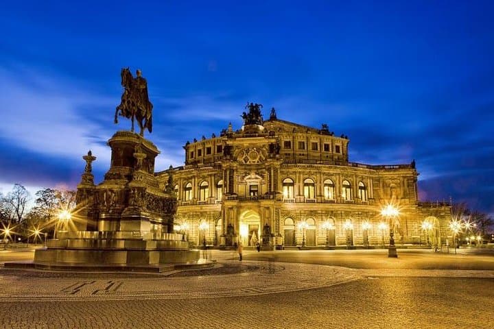 Unforgettable Private tour to Dresden and Saxon Switzerland from Prague