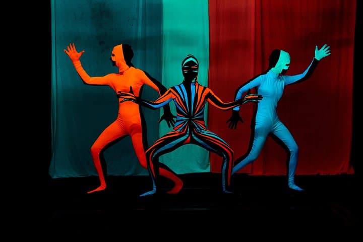 Skip the Line: WOW Show Black Light Theater in Prague Ticket