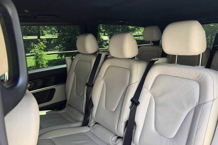 Enjoy this private transfer together with your family