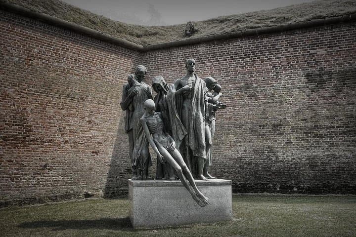 "Nameless" (memorial to victims with numbers)