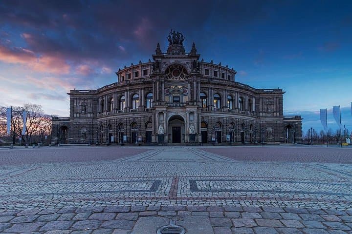 Private Transfer From Prague To Berlin With 2h For Sightseeing