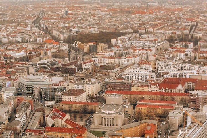 Private Transfer from Prague to Berlin or from Berlin to Prague