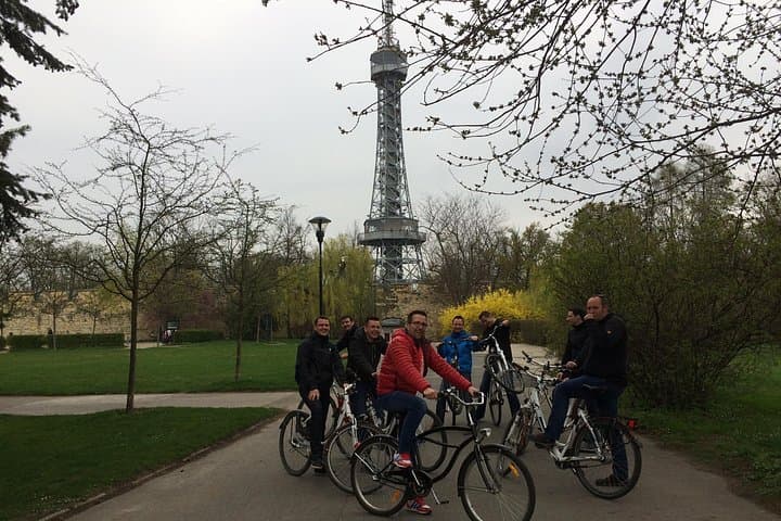 Bike tour of Prague in German