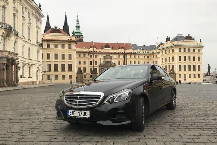 Private Transfer from Prague to Passau