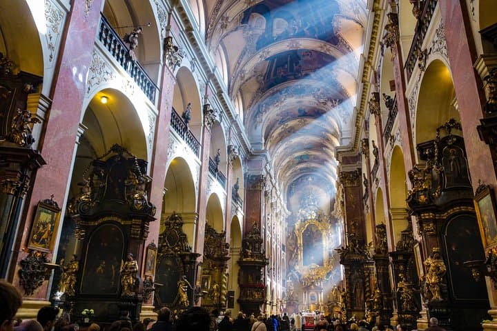 Prague Old Town Walking Post-COVID Tour - legends, ghost stories and fun facts